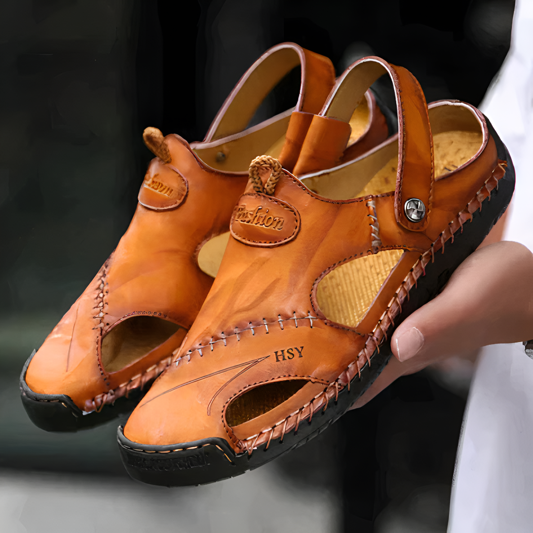 Durable Leather Closed-Toe Outdoor Sandals for Men